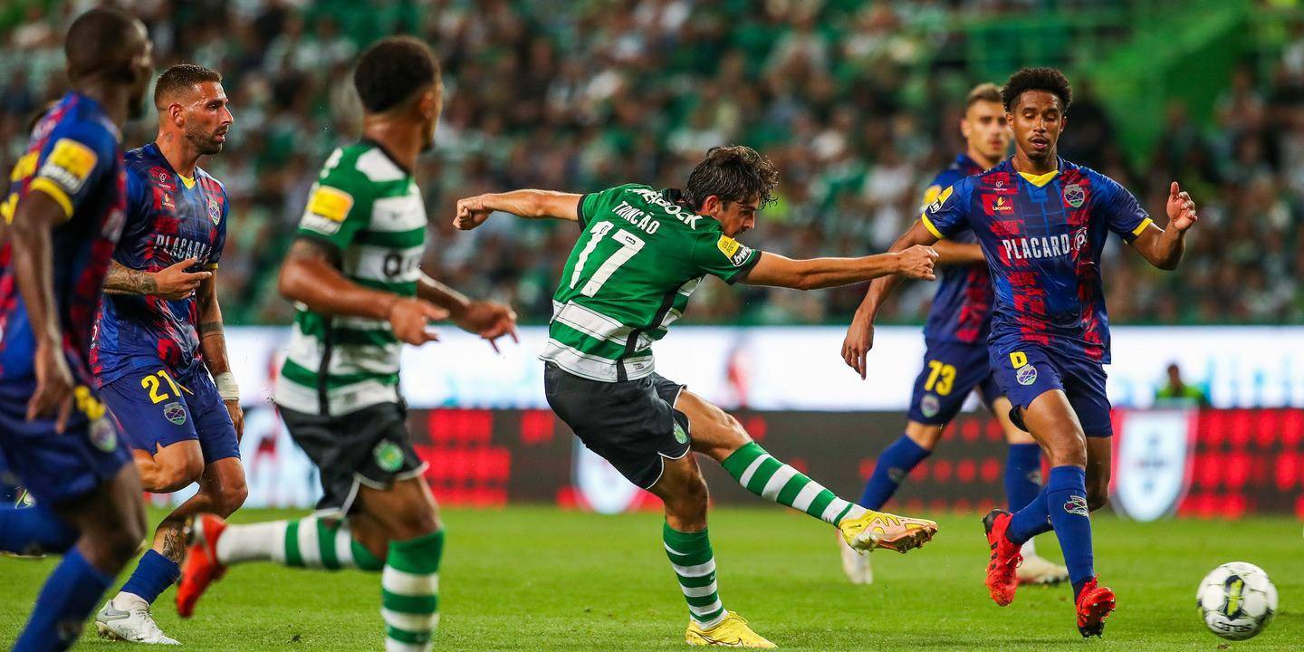 爱游戏-集结日体能课后，浙江稠州门线救险备战葡超，压力陡增，赛程密集仍需轮换的简单介绍